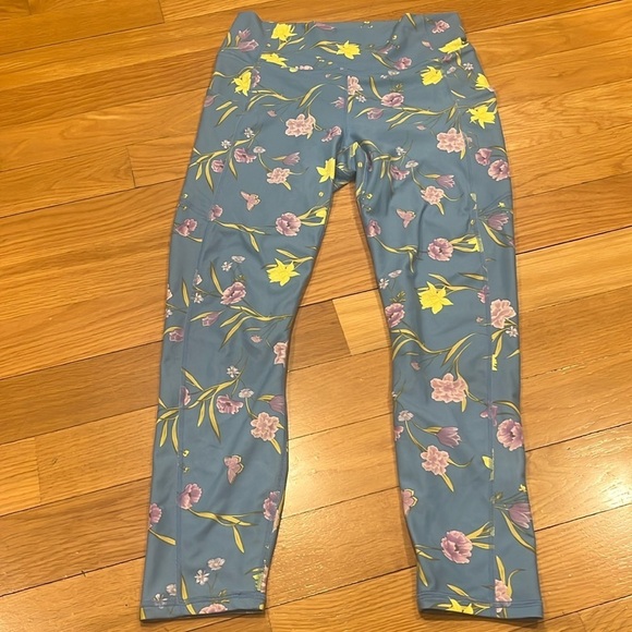 Fabletics pureluxe floral legging. - Picture 1 of 8